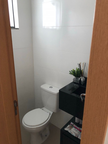 Casa à venda Jardim Iririú com 79m² e 2 quartos por R$ 530.000 - 1634426511-whatsapp-image-2024-03-16-at-23.jpeg