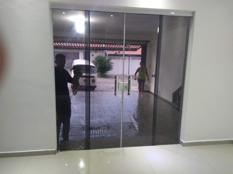 Casa à venda Jardim Eliana com 212m² e 3 quartos por R$ 390 - 126137006-img-20210110-185858566.jpg