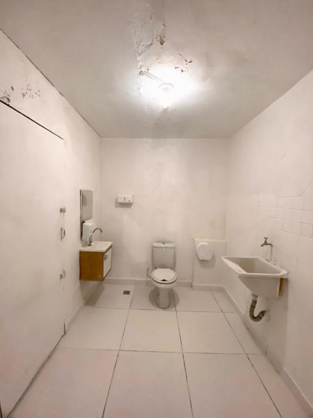 Comercial para alugar Cidade Ademar com 100m² e 0 quartos por R$ 12.000 - 1858122049-img-1073.jpeg