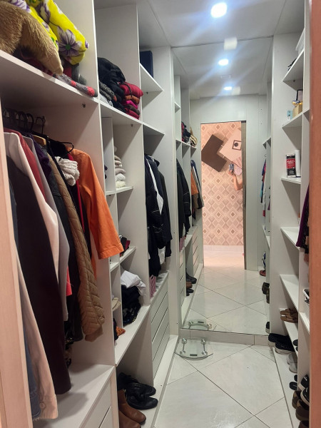 Casa à venda Jardim Adriana com 125m² e 3 quartos por R$ 700.000 - 32227391-casa-closet1image-2024-03-18-at-09.jpeg