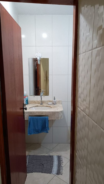 Casa à venda Jardim Brígida com 161m² e 3 quartos por R$ 430.000 - 1232912704-11-banheiro-maior.jpg