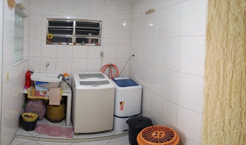 Casa à venda Jardim Brígida com 161m² e 3 quartos por R$ 430.000 - 1495787258-07-lavanderia.jpg