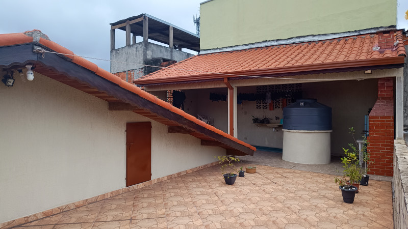 Casa à venda Jardim Brígida com 161m² e 3 quartos por R$ 430.000 - 712623126-17-terraco-com-pia-e-churrasqueira.jpg