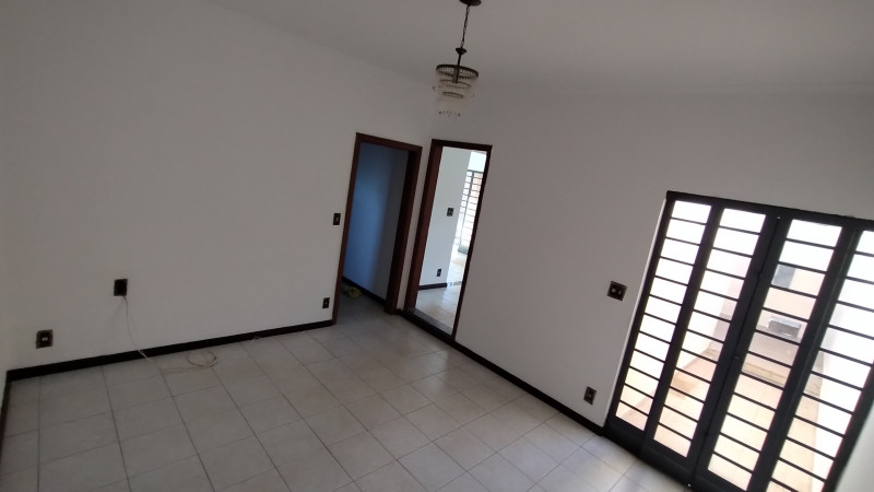 Casa à venda Jardim das Paineiras com 369m² e 3 quartos por R$ 390.000 - 1255579998-img-20230513-160638261.jpg