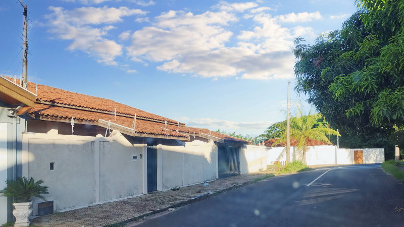 Casa à venda Jardim das Paineiras com 369m² e 3 quartos por R$ 390.000 - 580166307-img-20230513-162841640.jpeg