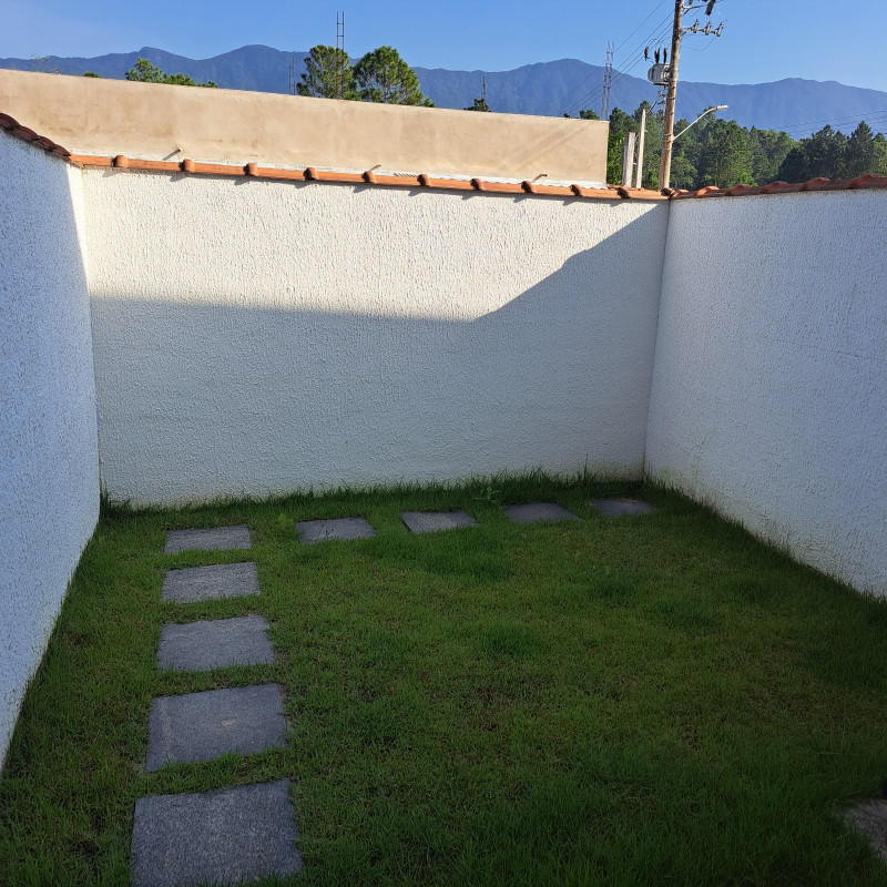 Casa à venda Capricórnio II com 80m² e 2 quartos por R$ 350.000 - 1874678515-1000077725.jpg