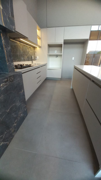 Casa de condomínio à venda Fazenda Palhinha (Zona Rural) com 230m² e 3 quartos por R$ 1.950.000 - 1452310026-whatsapp-image-2023-10-13-at-15.jpeg