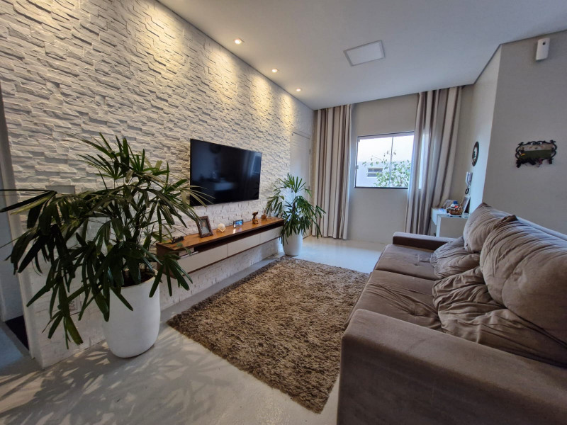 Chácara à venda Santa Julieta com 1500m² e 2 quartos por R$ 650.000 - 1079938301-whatsapp-image-2024-02-27-at-19.jpeg