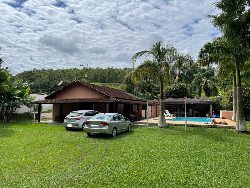 Chácara à venda Morro Grande da Boa Vista com 164m² e 4 quartos por R$ 850.000 - 1636492584-bb35ef3d-066b-46dd-9206-cd28603720d7.jpeg