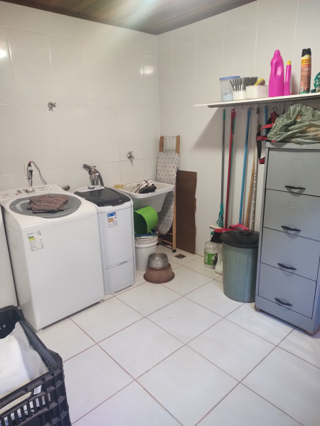 Casa à venda Ville Saint James II com 1098m² e 3 quartos por R$ 1.190.000 - 989065690-img-20230620-094057454.jpg