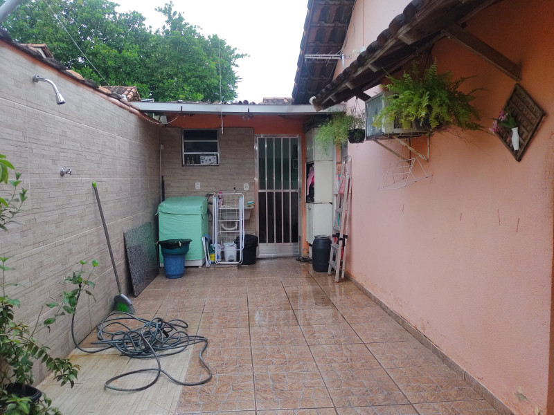 Casa de condomínio à venda Pavuna com 60m² e 2 quartos por R$ 150.000 - 1876345136-quintal-e-area-de-servico.jpeg