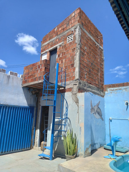 Casa à venda Aeroporto com 220m² e 4 quartos por R$ 130.000 - 84080400-1000017865.jpg