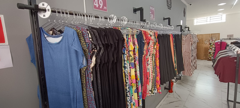 Comercial à venda Centro com 148m² e 0 quartos por R$ 150.000 - 1664137186-img-20240312-091704.jpg