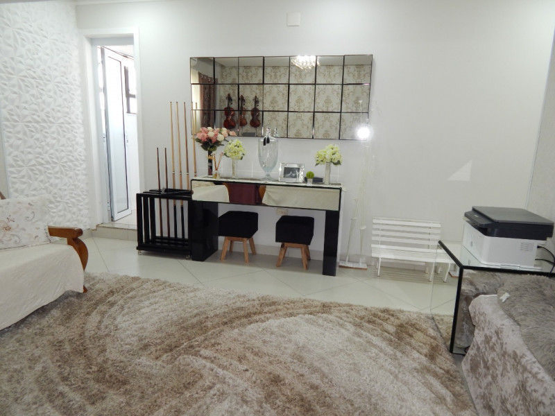 Apartamento à venda Vila Valença com 220m² e 3 quartos por R$ 800.000 - 1267471473-ae75e29c-ab55-4ba9-a638-916b0688b780.jpeg