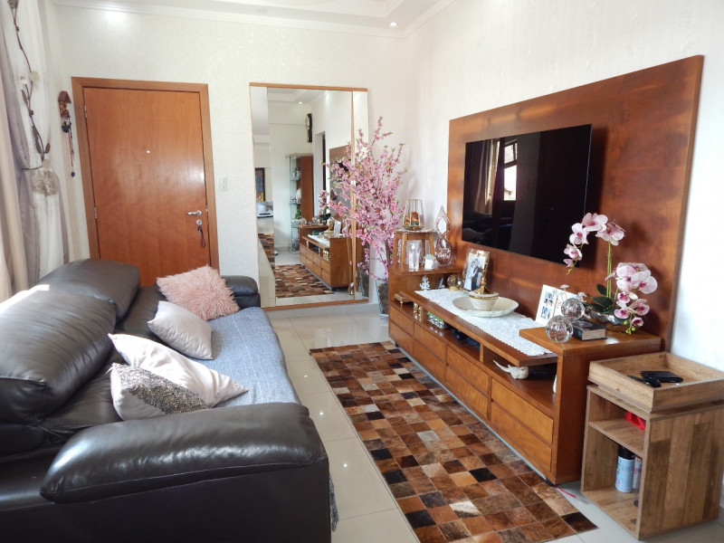 Apartamento à venda Vila Valença com 220m² e 3 quartos por R$ 800.000 - 915142340-a4eaebea-dbf6-4f89-9307-9e7c2825c046.jpeg