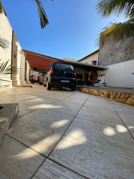 Casa à venda Jardim Terras de Santo Antonio com 250m² e 3 quartos por R$ 490.000 - 122697885-fa3c0b8b-a4a8-4f39-94a0-42a547082608.jpeg