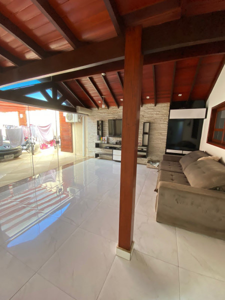Casa à venda Jardim Terras de Santo Antonio com 250m² e 3 quartos por R$ 490.000 - 1393099652-5ea9bff2-8cc7-4527-a716-14c3a33fddfd.jpeg