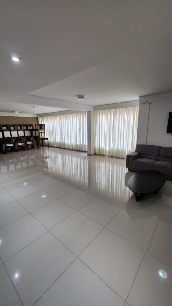 Apartamento à venda Novo Mundo com 82m² e 3 quartos por R$ 480.000 - 1104176211-b2773f6b-e535-4a4e-bbd1-cf6192bbdfec.jpeg