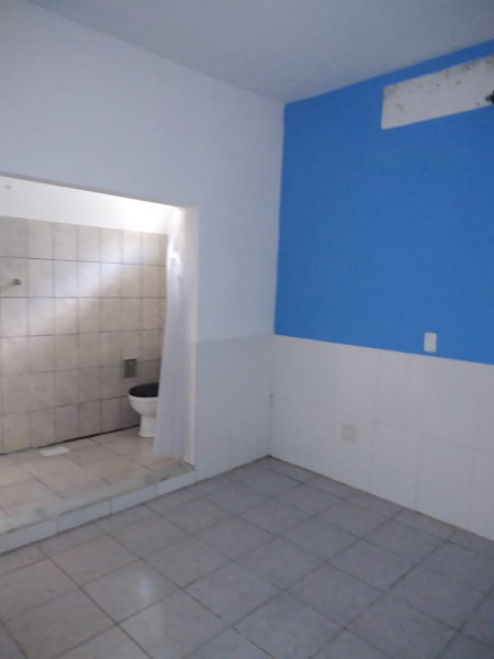 Casa à venda Pitanguinha com 197m² e 2 quartos por R$ 170.000 - 896366029-imagem-do-whatsapp-de-2024-01-31-as-12.jpg