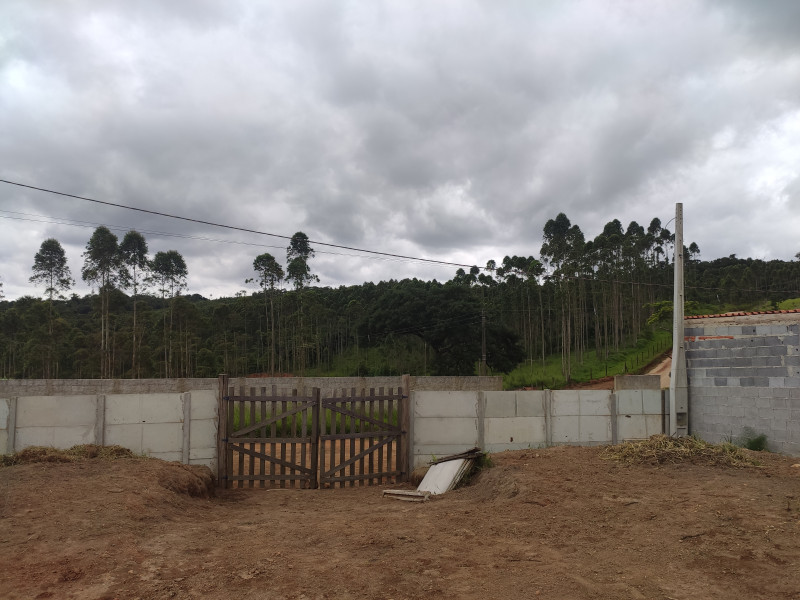 Casa à venda centro com 90m² e 1 quarto por R$ 160.000 - 1472103464-img-20230108-125400.jpg