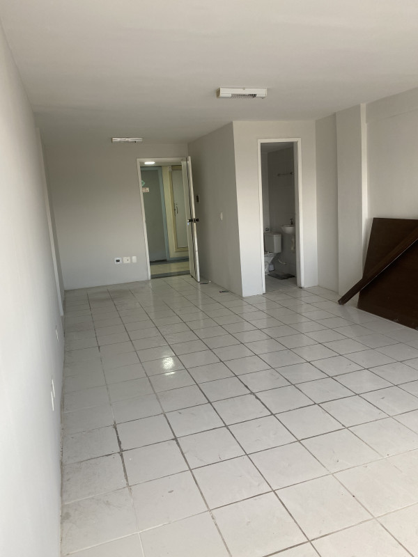 Comercial à venda Aldeota com 30m² e 0 quartos por R$ 200.000 - 246327782-img-5492.jpeg