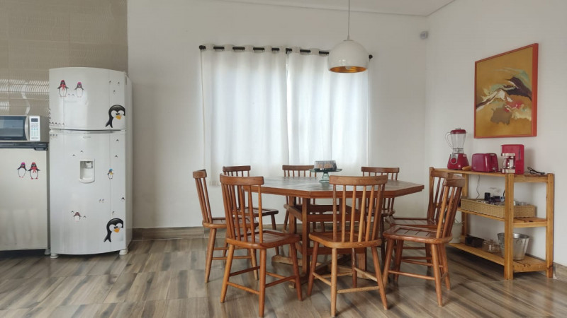 Casa de condomínio à venda centro com 164m² e 3 quartos por R$ 680.000 - 1388746607-e5a6aacd-10a2-428f-b621-9f6cdc8b4553.jpg