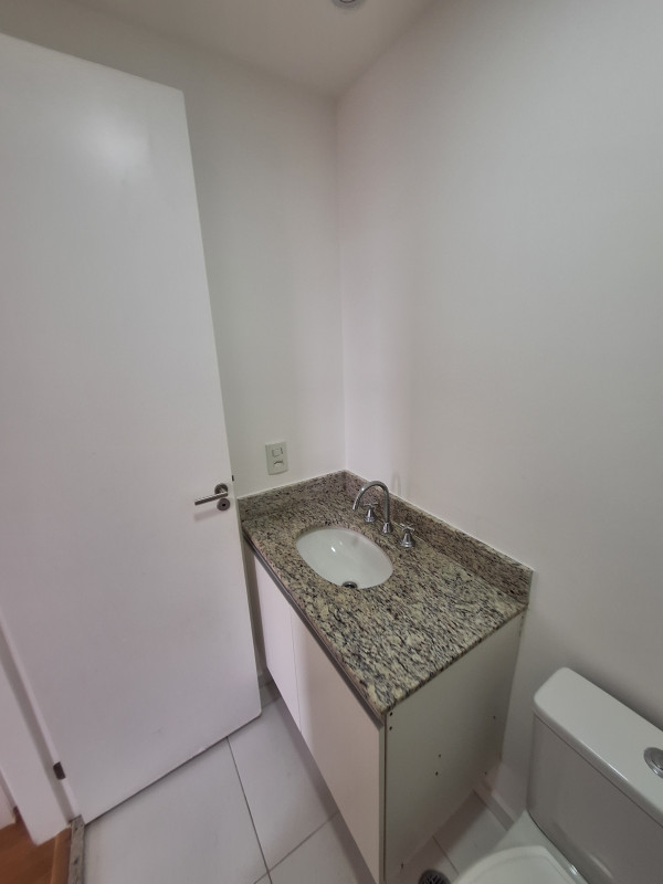 Apartamento à venda Jardim Tupanci com 76m² e 3 quartos por R$ 690.000 - 1485959288-20-banheiro-suite.jpg