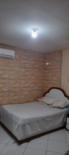 Casa à venda Santa Esmeralda com 140m² e 4 quartos por R$ 299.000 - 1972881786-8944c8a2-f3dc-4d42-8777-68548f6c75bc.jpeg
