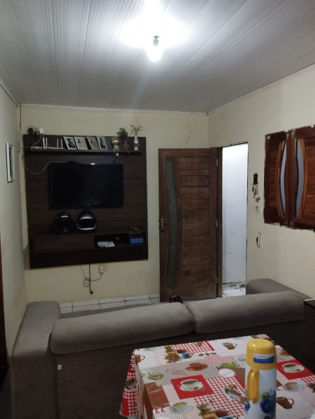 Casa à venda Santa Esmeralda com 140m² e 4 quartos por R$ 299.000 - 2042553234-f468ea13-4f82-49a9-bd3e-fc8cd19bff1e.jpeg