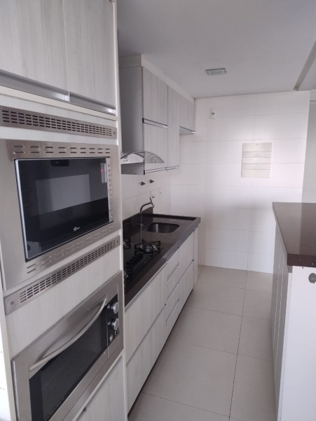 Apartamento para alugar Centro com 69m² e 2 quartos por R$ 2.600 - 2097228749-img-20240313-wa0003.jpg