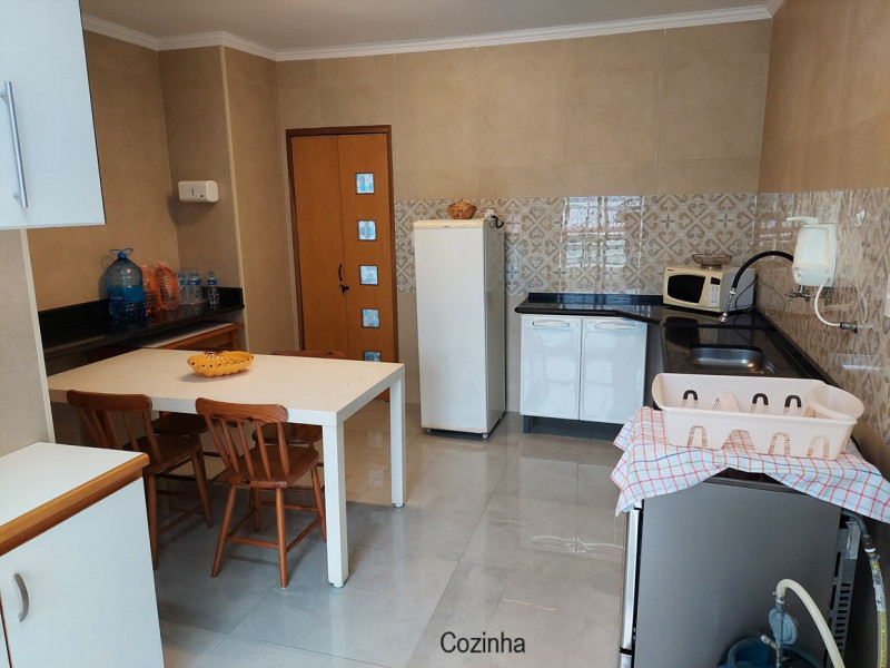 Apartamento à venda Vila Tupi com 194m² e 3 quartos por R$ 950.000 - 1660710622-16-cozinha.jpg