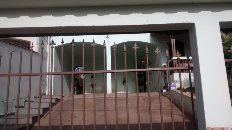 Casa à venda São Dimas com 360m² e 5 quartos por R$ 850.000 - 482033726-img-20240324-wa0001.jpg