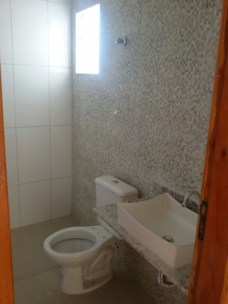 Casa à venda Residencial Rio das Ostras com 90m² e 2 quartos por R$ 170.000 - 616604515-img-20170523-wa0002.jpg