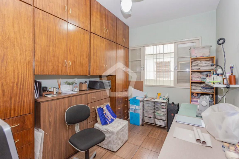 Casa à venda Bosque da Saúde com 174m² e 4 quartos por R$ 850.000 - 1072417835-d4ad745b-5de6-4294-9ada-920ca8f93938.jpg