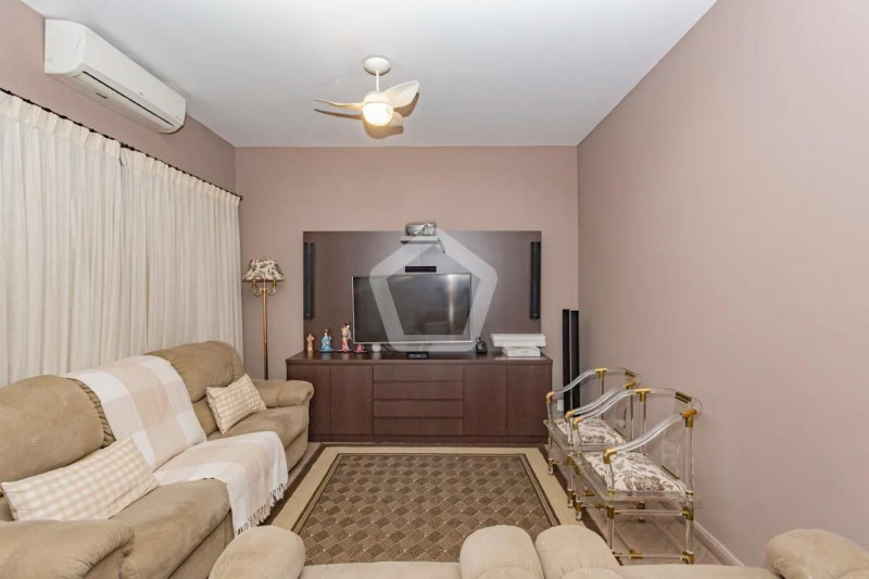 Casa à venda Bosque da Saúde com 174m² e 4 quartos por R$ 850.000 - 59217079-116d5740-1368-4ef3-8819-3d3a8f6266e7.jpg