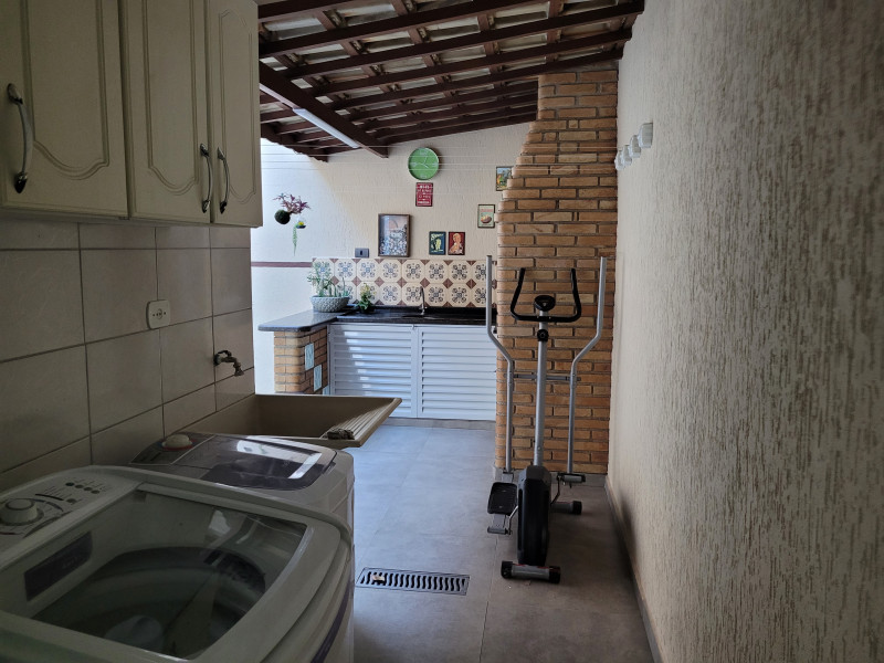 Casa à venda Parque Oratório com 173m² e 3 quartos por R$ 750.000 - 243120416-20230525-160239.jpg