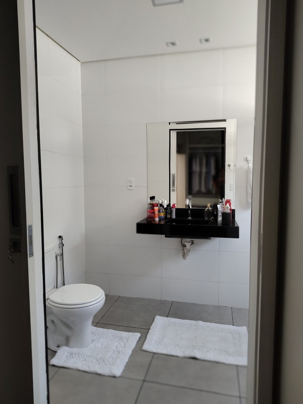 Casa à venda Jardim Rossi com 275m² e 2 quartos por R$ 600 - 1251132317-img-20240207-091345925-mf-portrait.jpg