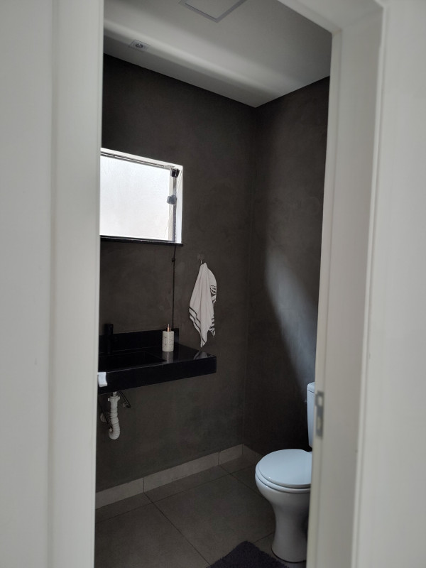 Casa à venda Jardim Rossi com 275m² e 2 quartos por R$ 600 - 1558012035-img-20240207-101523065-mf-portrait.jpg