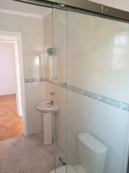Apartamento à venda Centro com 67m² e 2 quartos por R$ 229.000 - 1474766462-banh-social1.jpeg