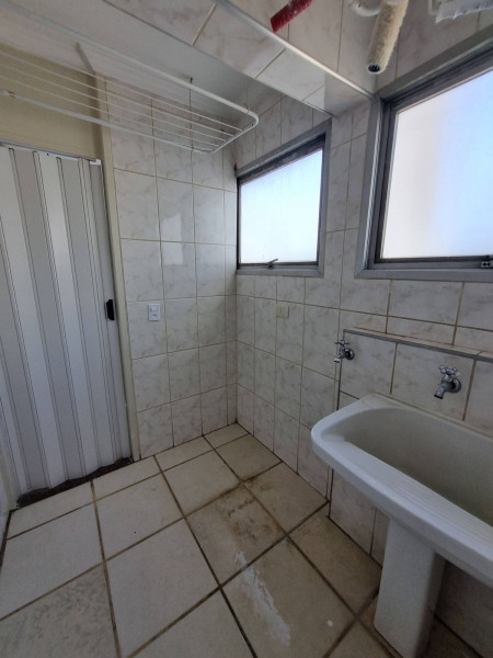 Apartamento para alugar Campo Belo com 148m² e 3 quartos por R$ 3.500 - 195805416-photo-2023-08-07-10-51-17-27.jpg