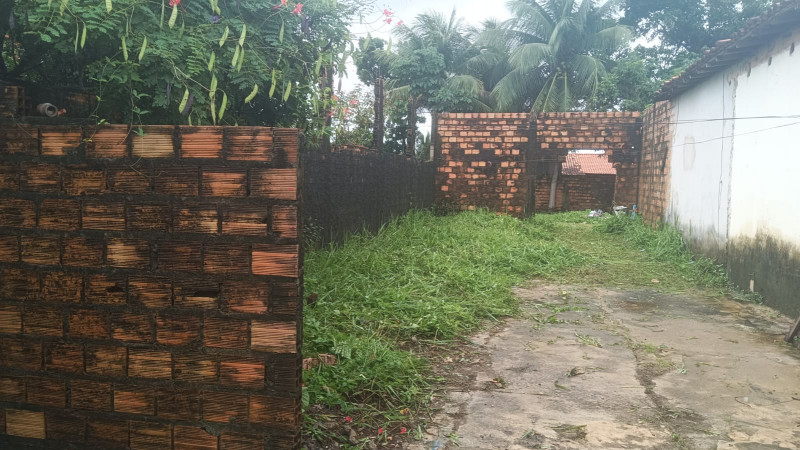Terreno à venda Centro com 540m² e 0 quartos por R$ 80.000 - 1004748259-img-20240321-wa0163.jpg