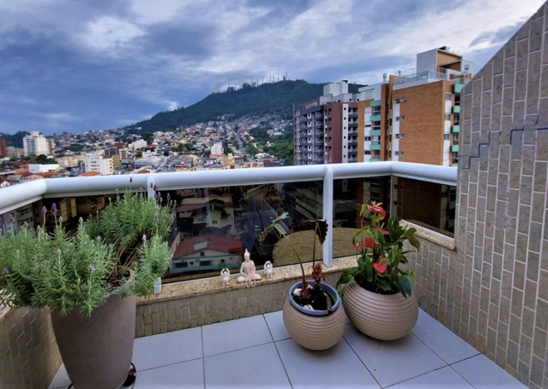 Cobertura à venda Agronômica com 190m² e 4 quartos por R$ 1.590.000 - 346510329-img-2361.jpeg