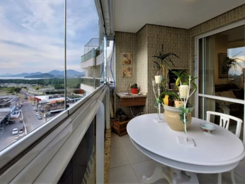 Cobertura à venda Agronômica com 190m² e 4 quartos por R$ 1.590.000 - img-2339.jpeg