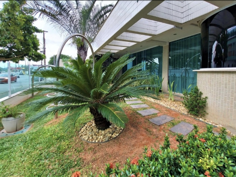 Cobertura à venda Agronômica com 190m² e 4 quartos por R$ 1.590.000 - img-2369.jpeg