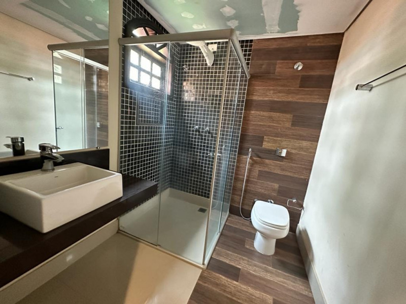 Casa à venda Lago Parque com 360m² e 4 quartos por R$ 1.450.000 - 1644538050-martin-211704463290324.jpg