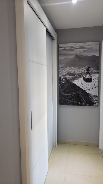 Apartamento à venda Vila Olímpia com 62m² e 2 quartos por R$ 975.000 - 573877256-corredor2.jpeg