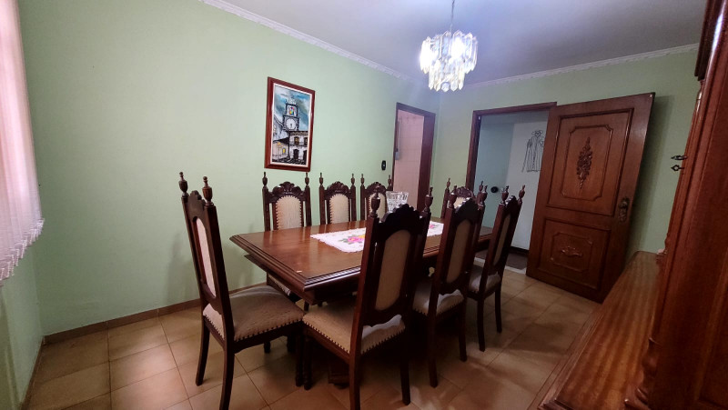 Casa para alugar Vila Valparaíso com 296m² e 3 quartos por R$ 0 - 1596899456-img-20230906-wa0195.jpg