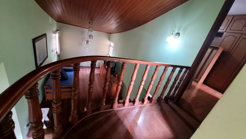 Casa para alugar Vila Valparaíso com 296m² e 3 quartos por R$ 0 - 1736958845-img-20230906-wa0161.jpg