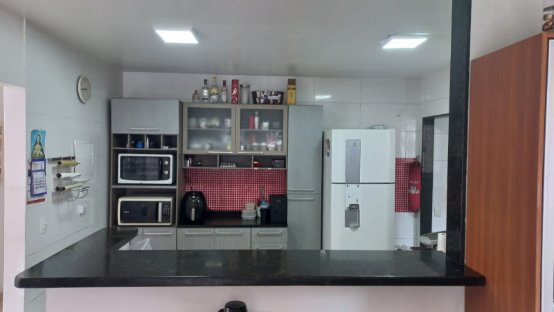 Casa para alugar Arsenal com 213m² e 4 quartos por R$ 0 - 736374417-img-20240324-wa0015.jpg