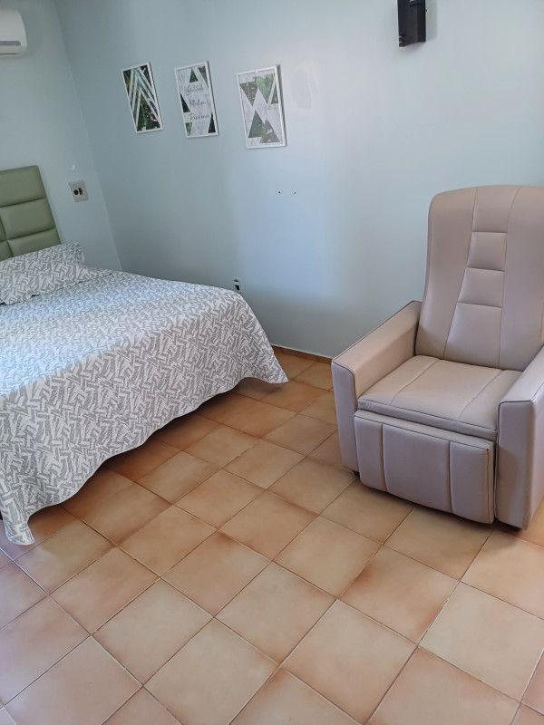 Casa à venda Brisamar com 516m² e 4 quartos por R$ 1.093.000 - 1974934508-20240321-103413.jpg